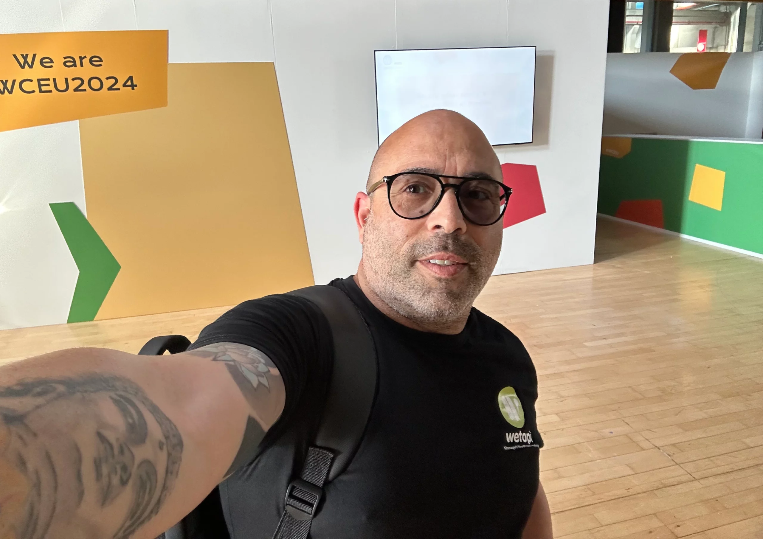 Selfie de Josep Morán momentos antes de comenzar a contribuir en el Contributor Day de la WCEU Torino 2024.
